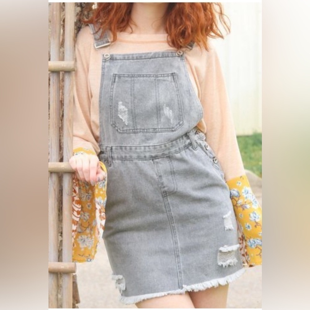 POL Anthropologie Gray Denim Distressed Mini Skirt Overalls Women’s Size S